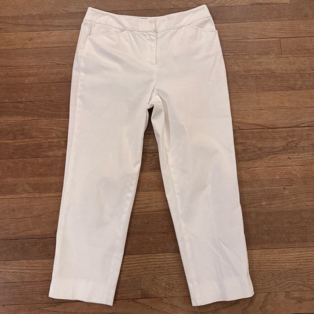 Anne Klein Stretch white cropped chino pants size 8P
b67